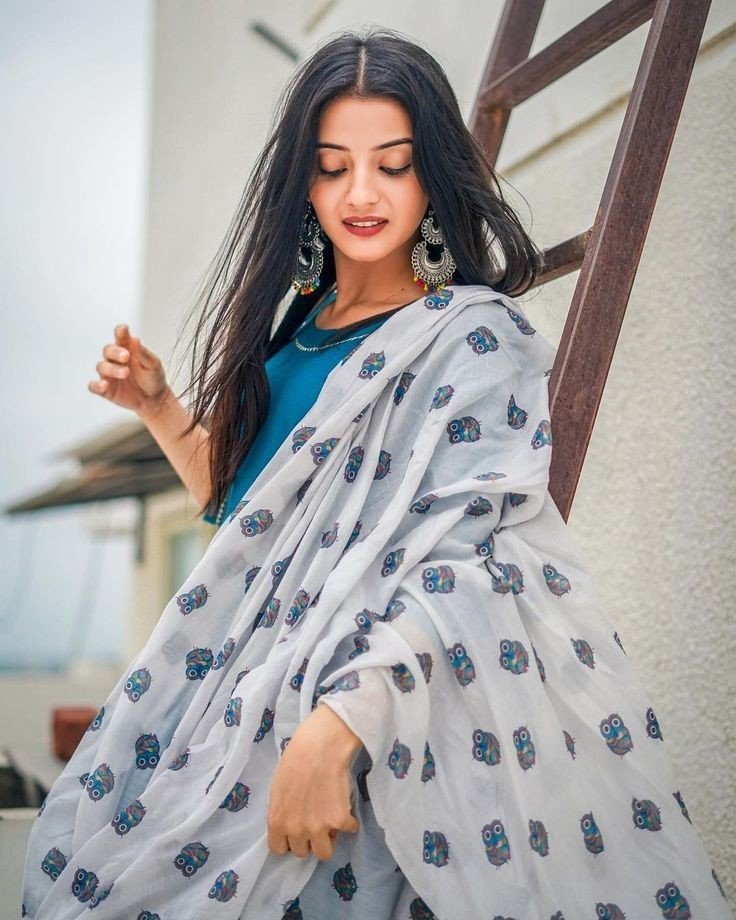 ladki ki photo