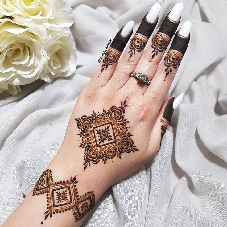 mehndi design photo