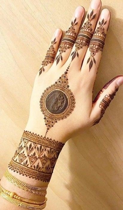 mehndi design photo