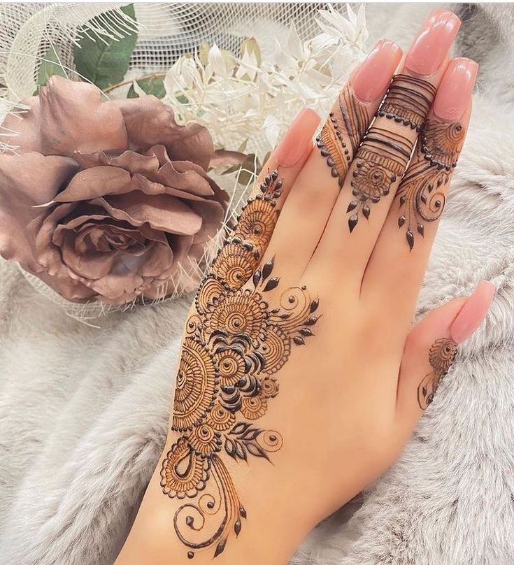 mehndi design photo