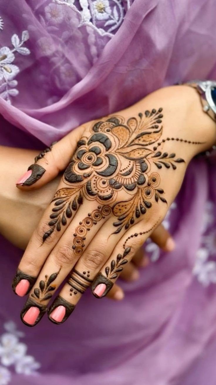 mehndi design photo