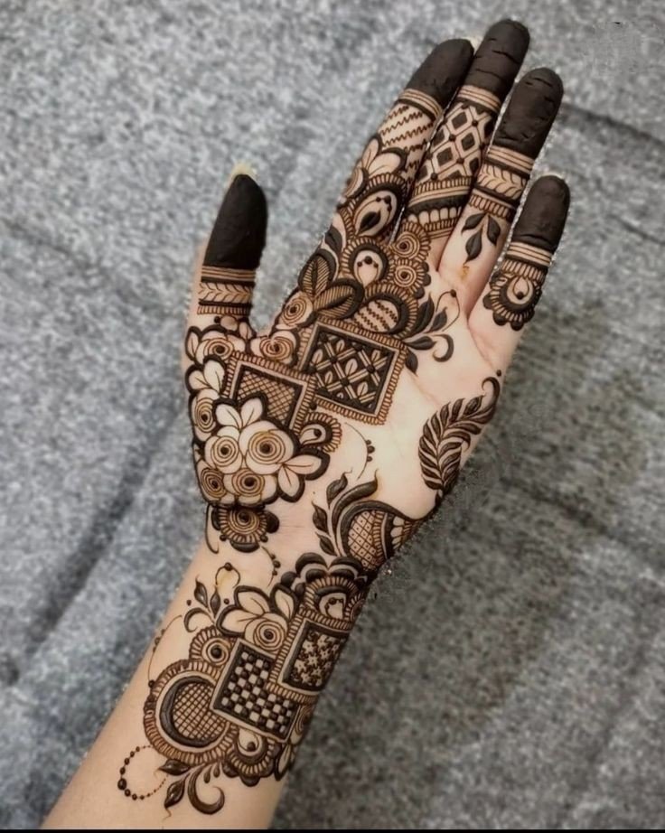 mehndi design photo