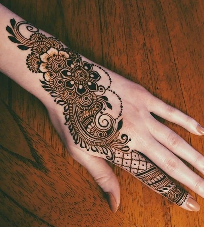 mehndi design photo