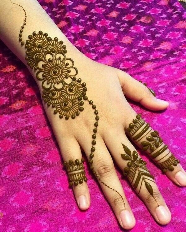 mehndi design photo