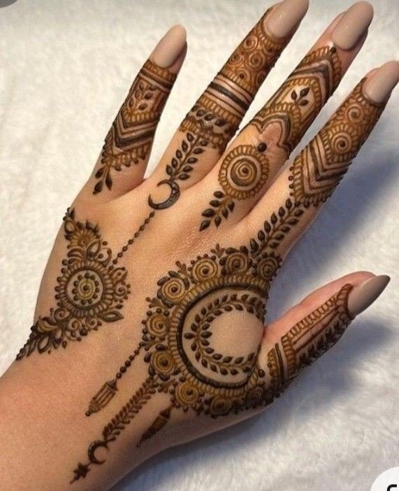 mehndi design photo