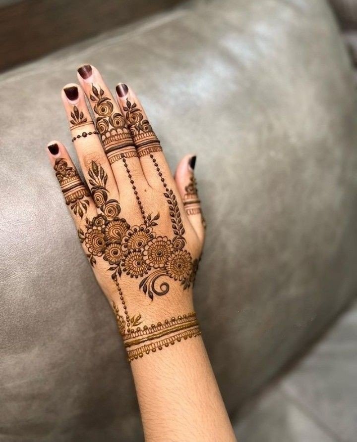 mehndi design photo