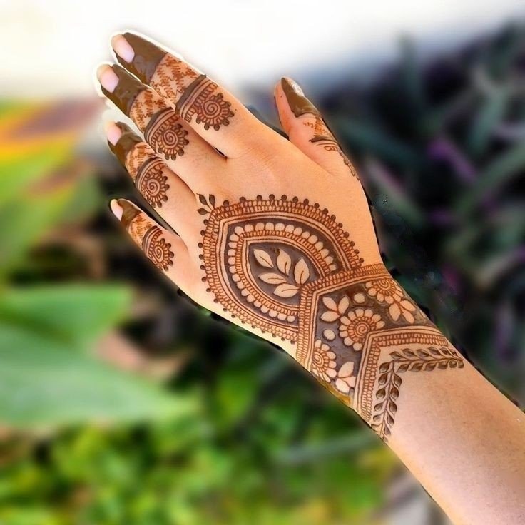 mehndi design photo