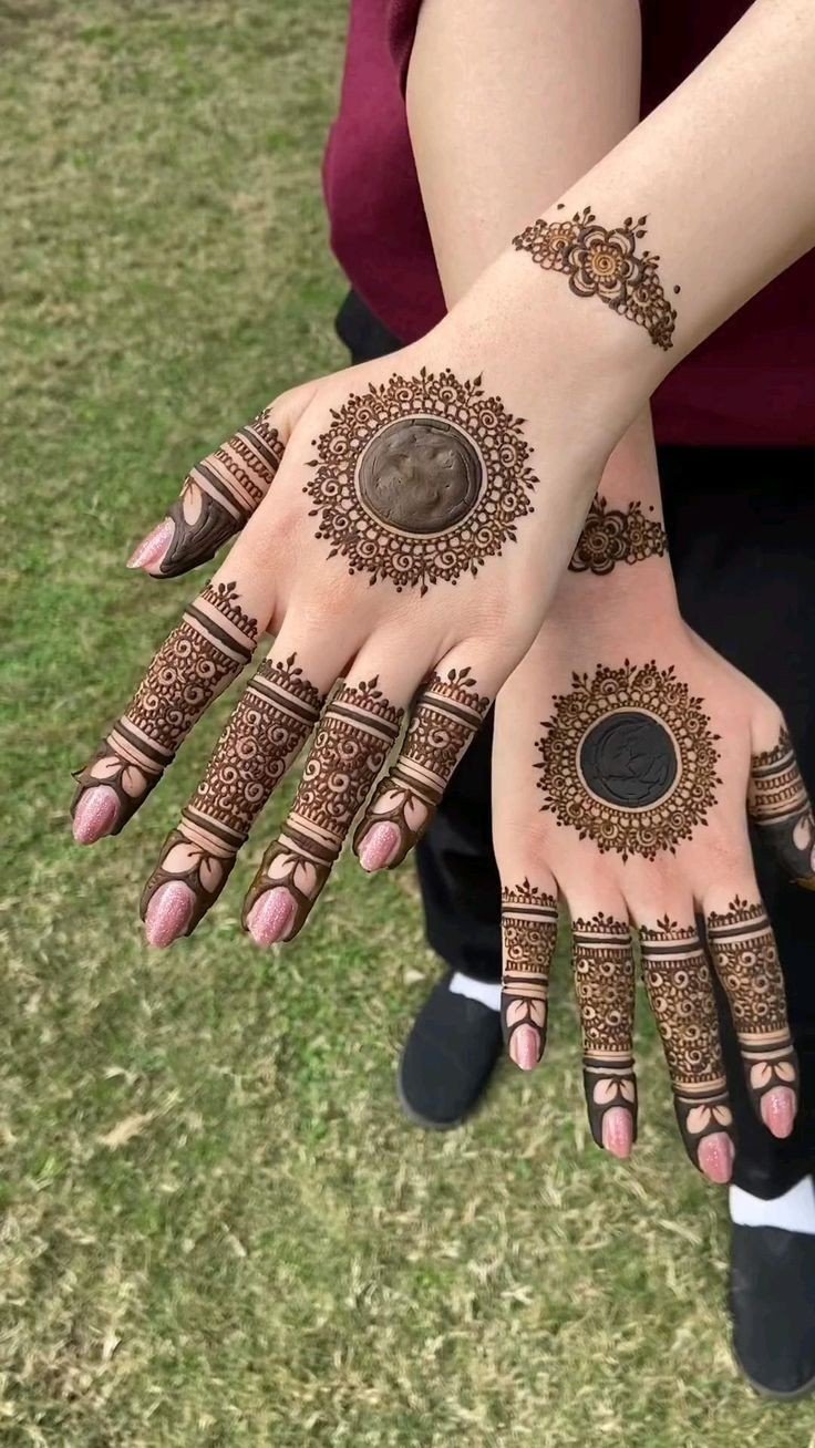 mehndi design photo