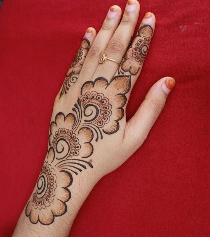 mehndi design photo