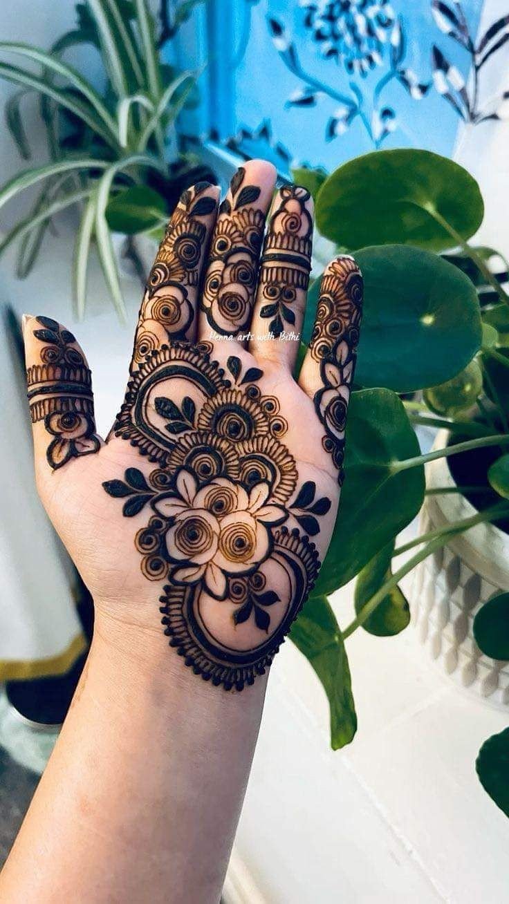 mehndi design photo